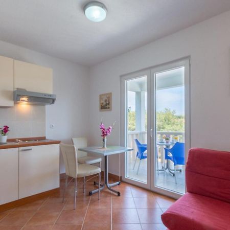 Apartments Simic Milna  Zewnętrze zdjęcie